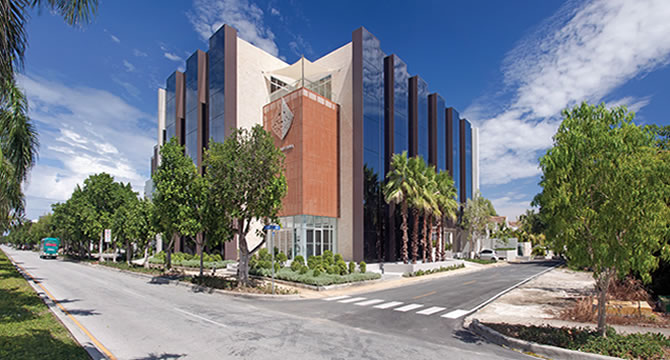 CENTRO PROFESIONAL PUNTA CANA